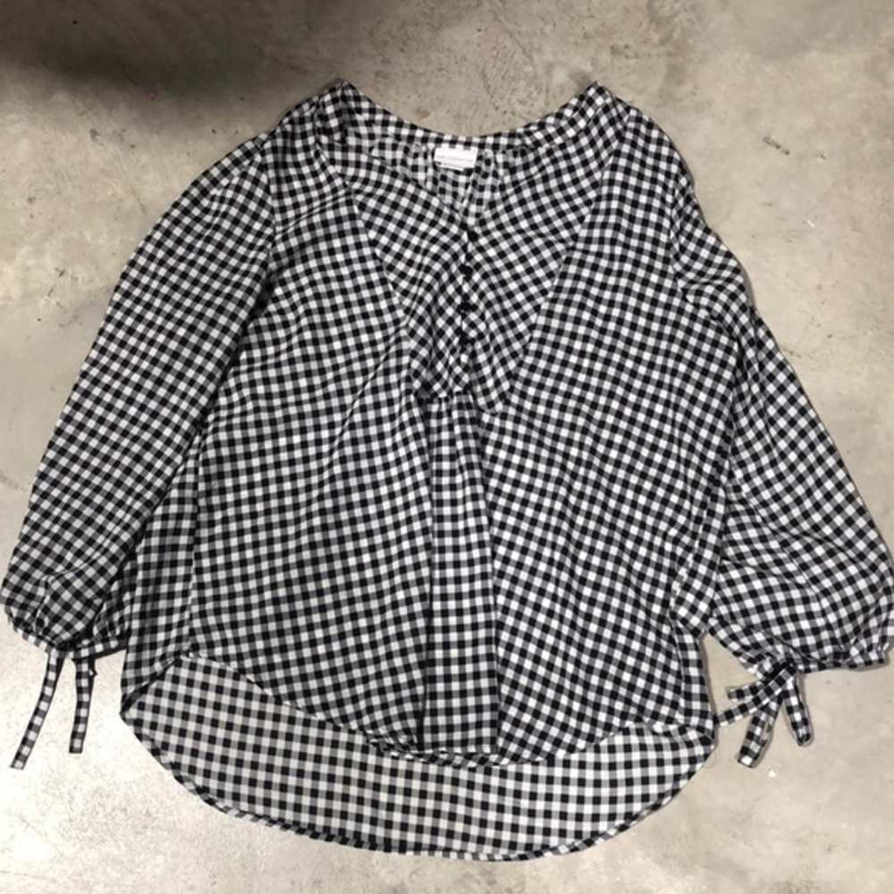 Liz Claiborne XXL 100% polyester top‎